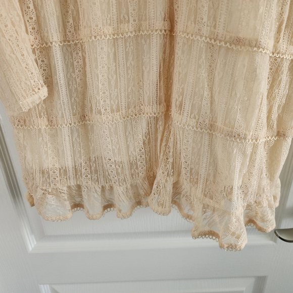 House of Harlow Cream Dress - Picture 4 of 4